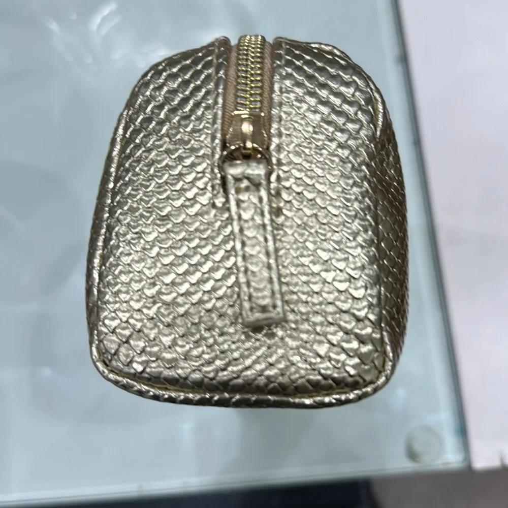 Cle de peau special night care set - Picture 4 of 4